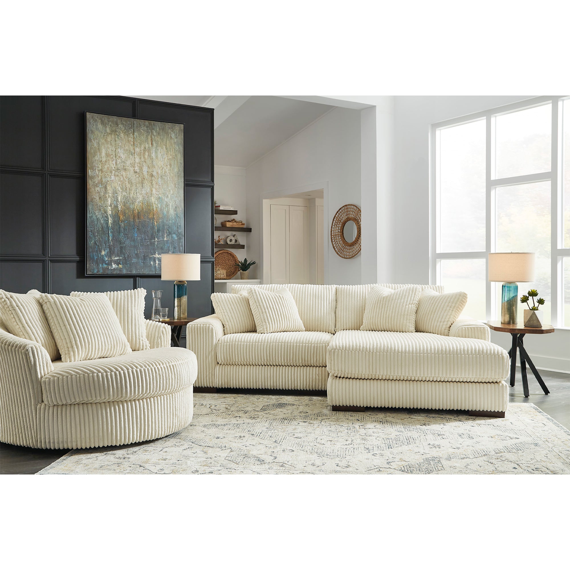 Lindyn 2-Piece Sectional with Chaise in Ivory Color