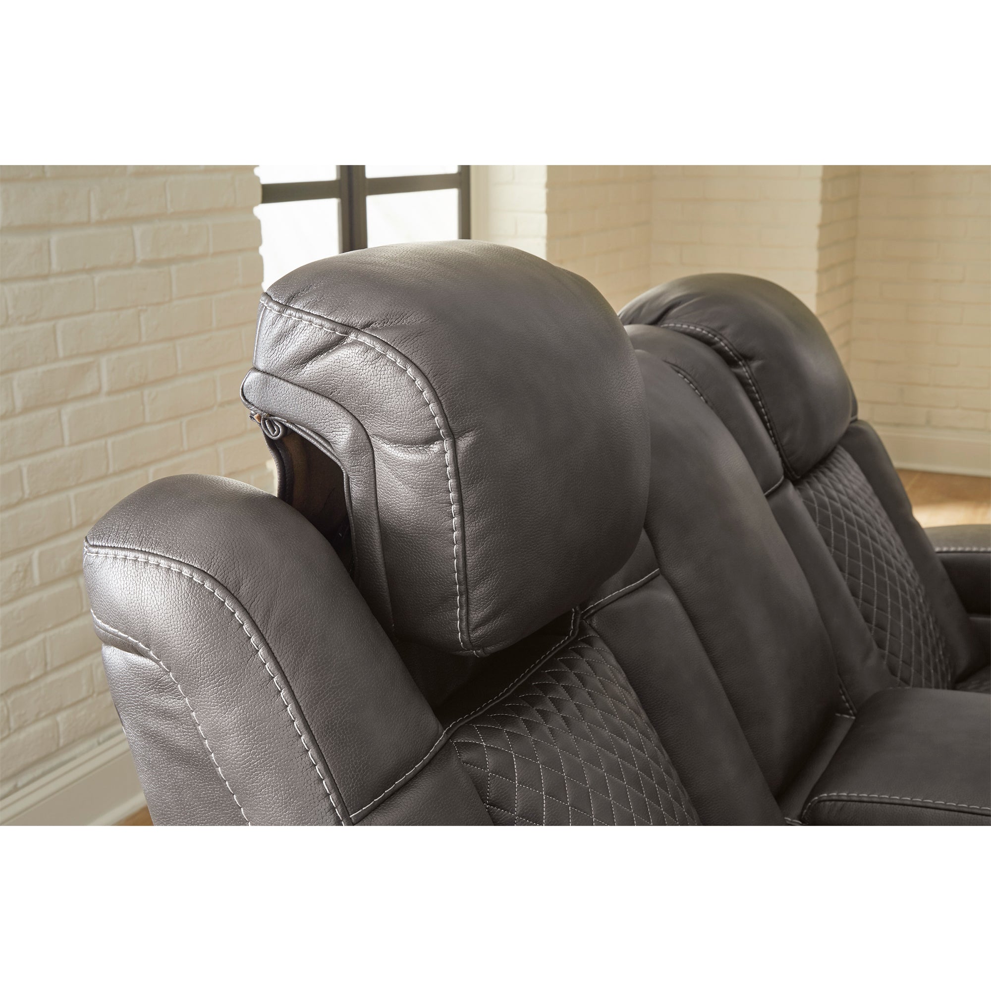 Fyne-Dyme Dual Power Reclining Loveseat with Console