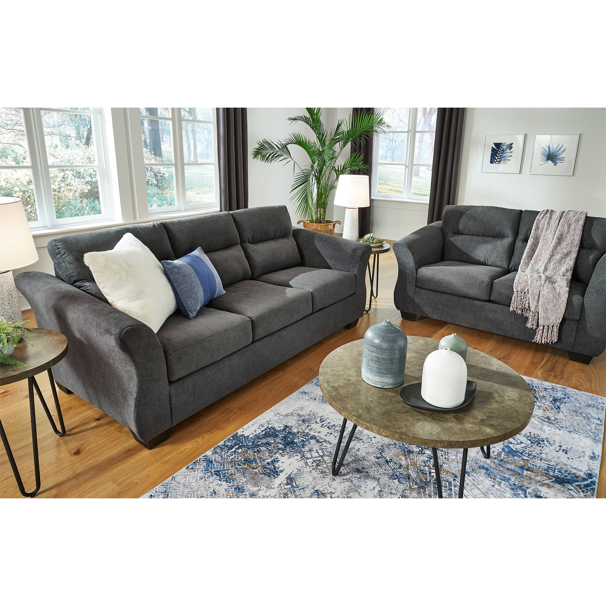 Miravel Sofa