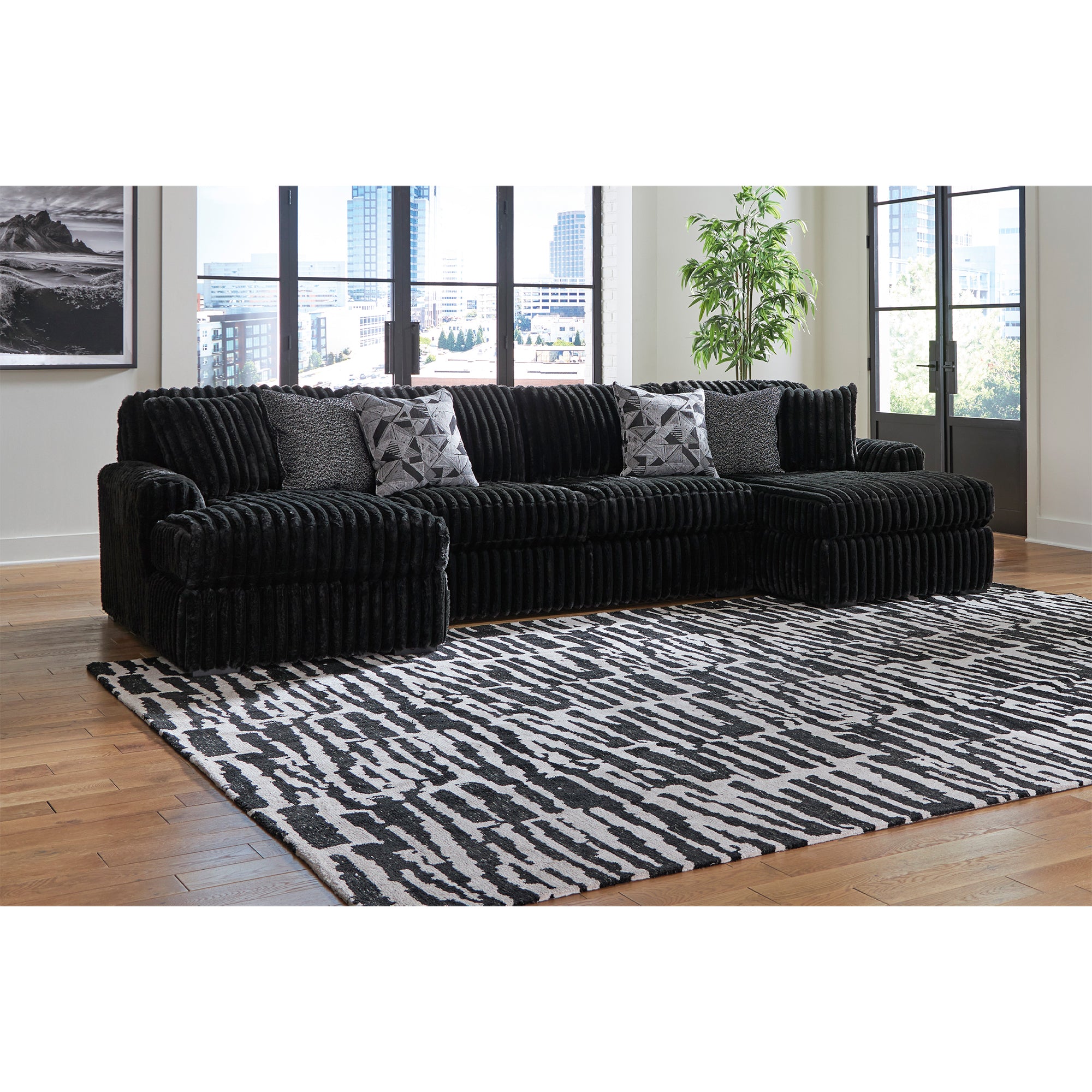 Midnight-Madness 3-Piece Sectional with Chaise