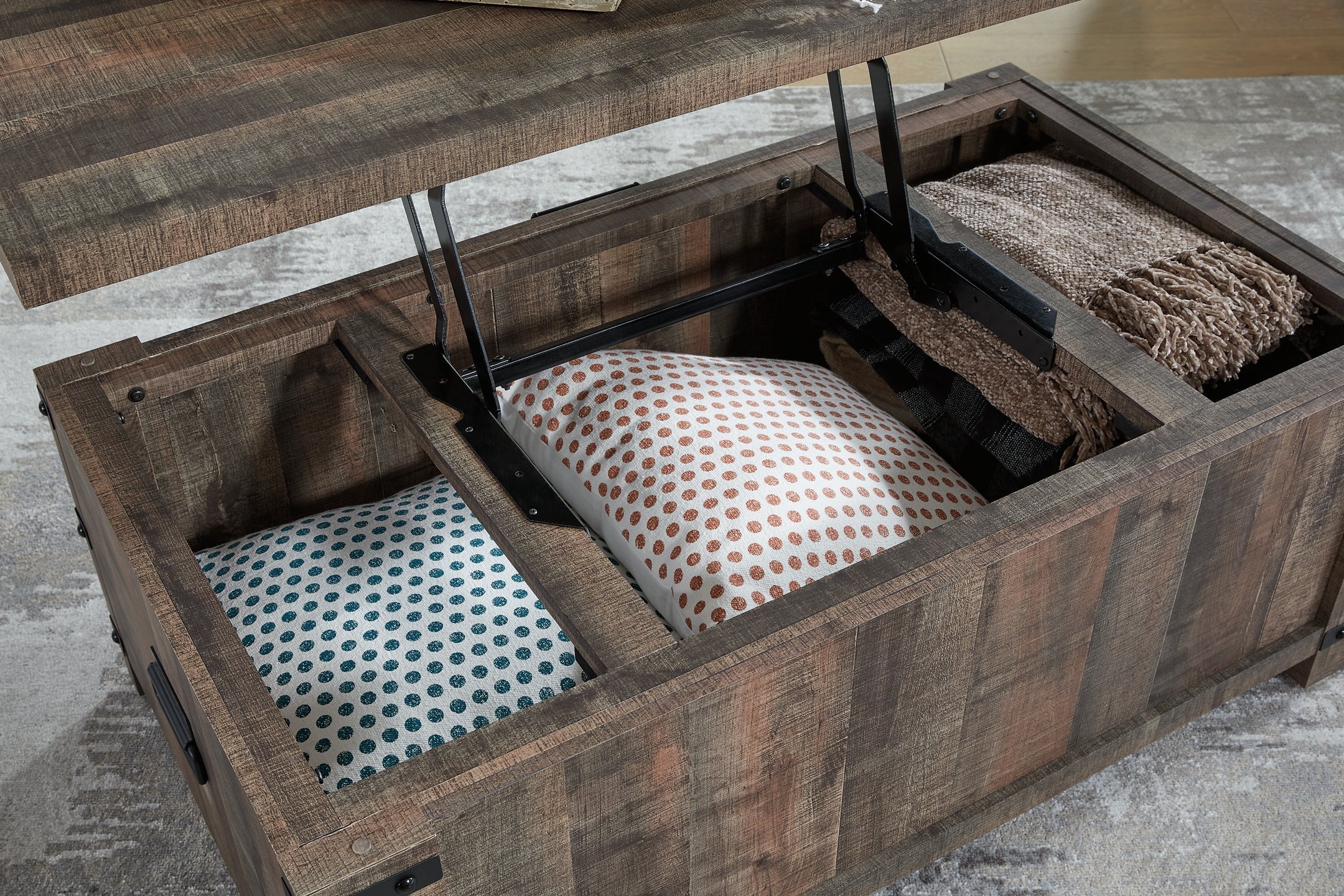 Hollum Lift Top Coffee Table - Rustic Brown