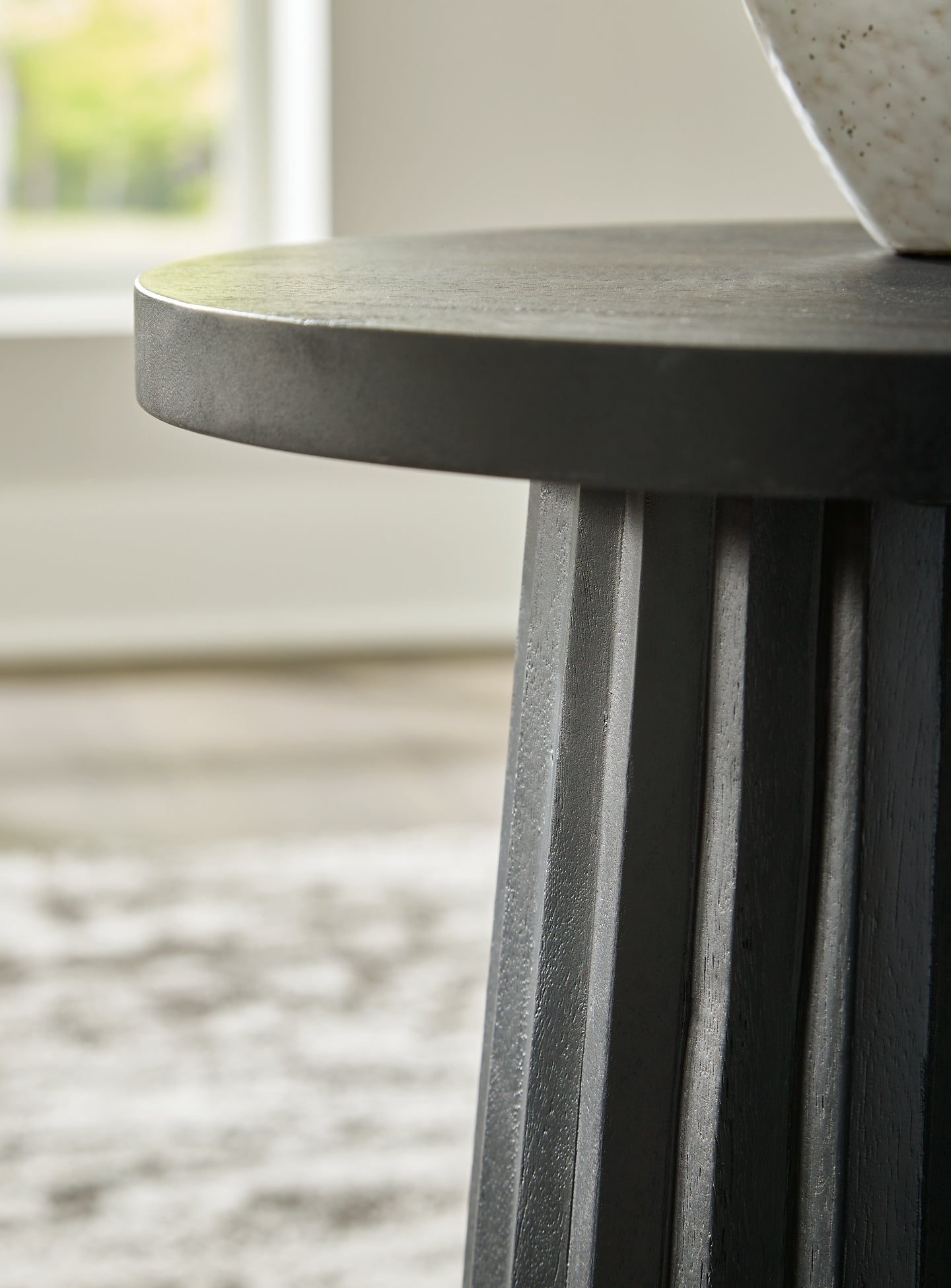 Ceilby Accent Table - Black
