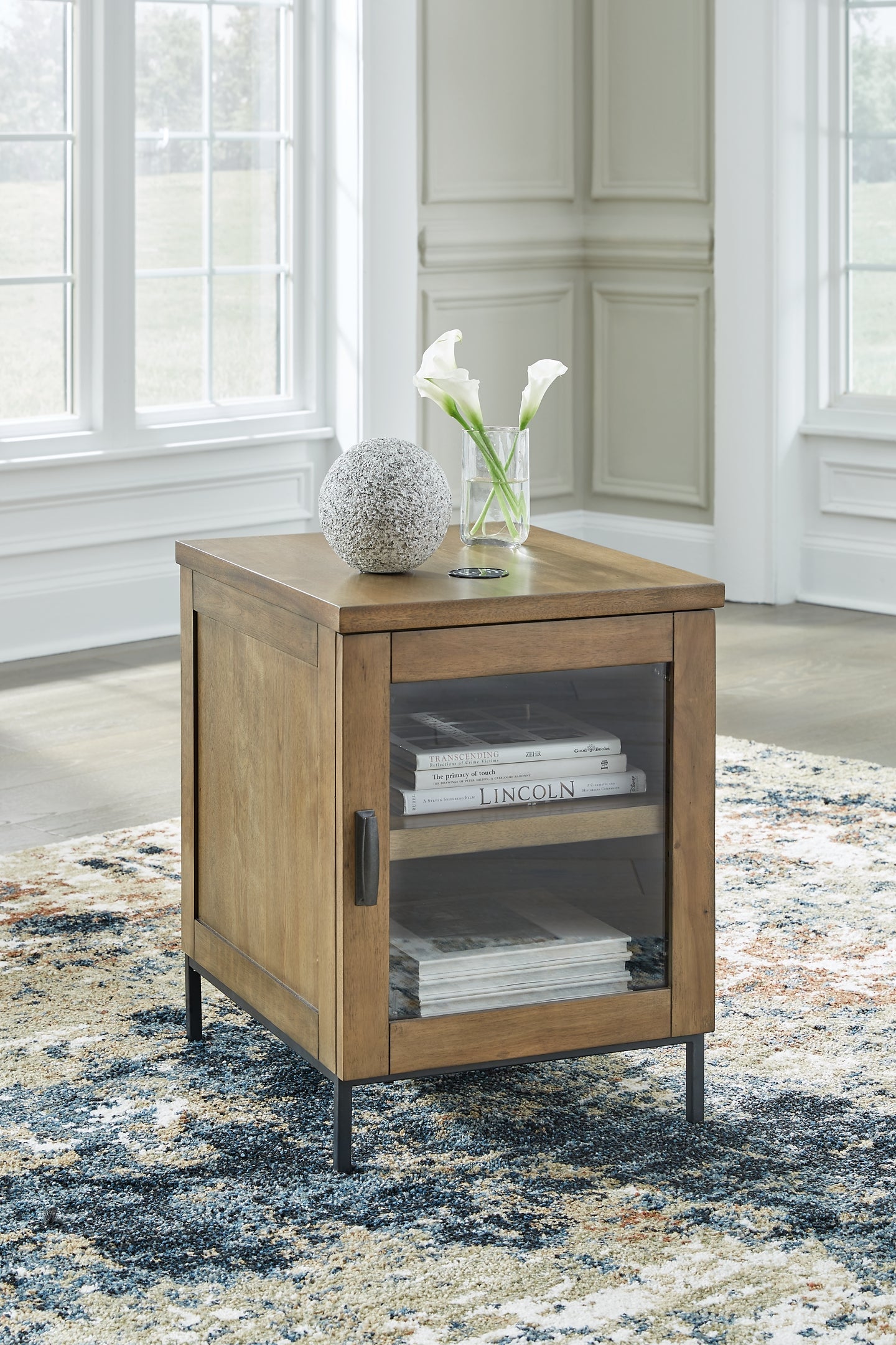 Torlanta Chairside End Table - Brown