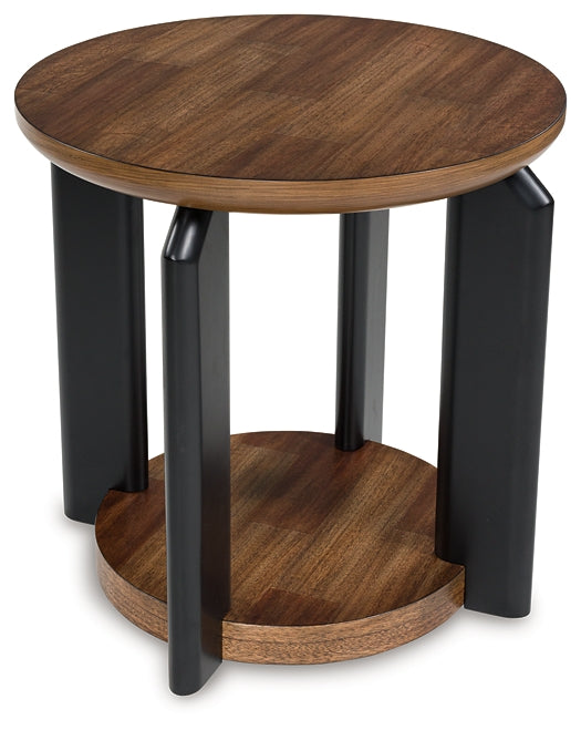Kraeburn End Table - Brown/Black