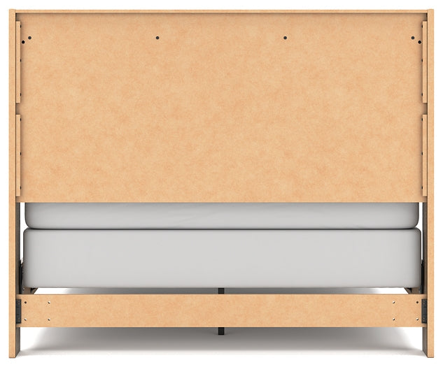 Elbrim Queen Panel Bed