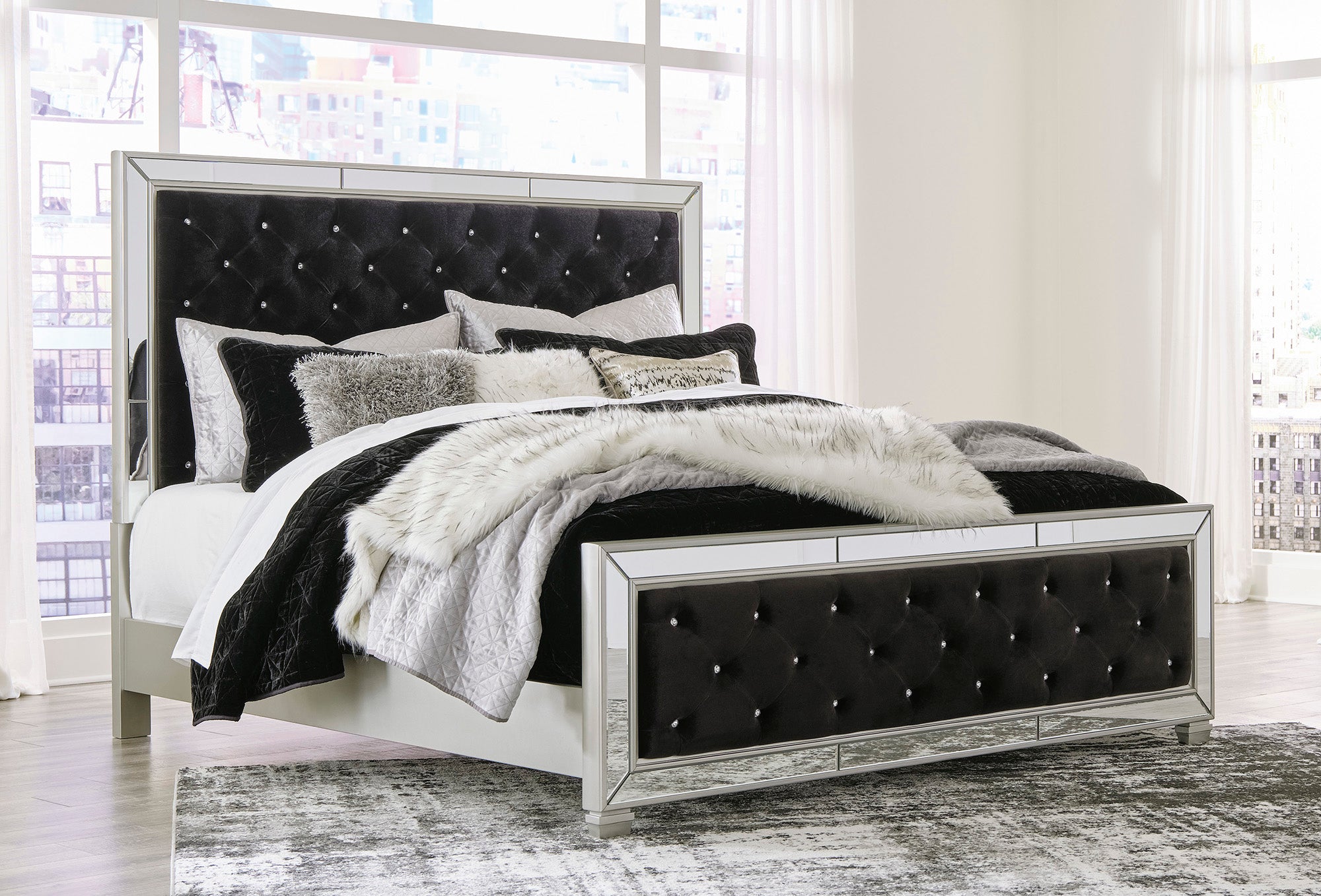 Lindenfield King Panel Bed with Mirrored Dresser