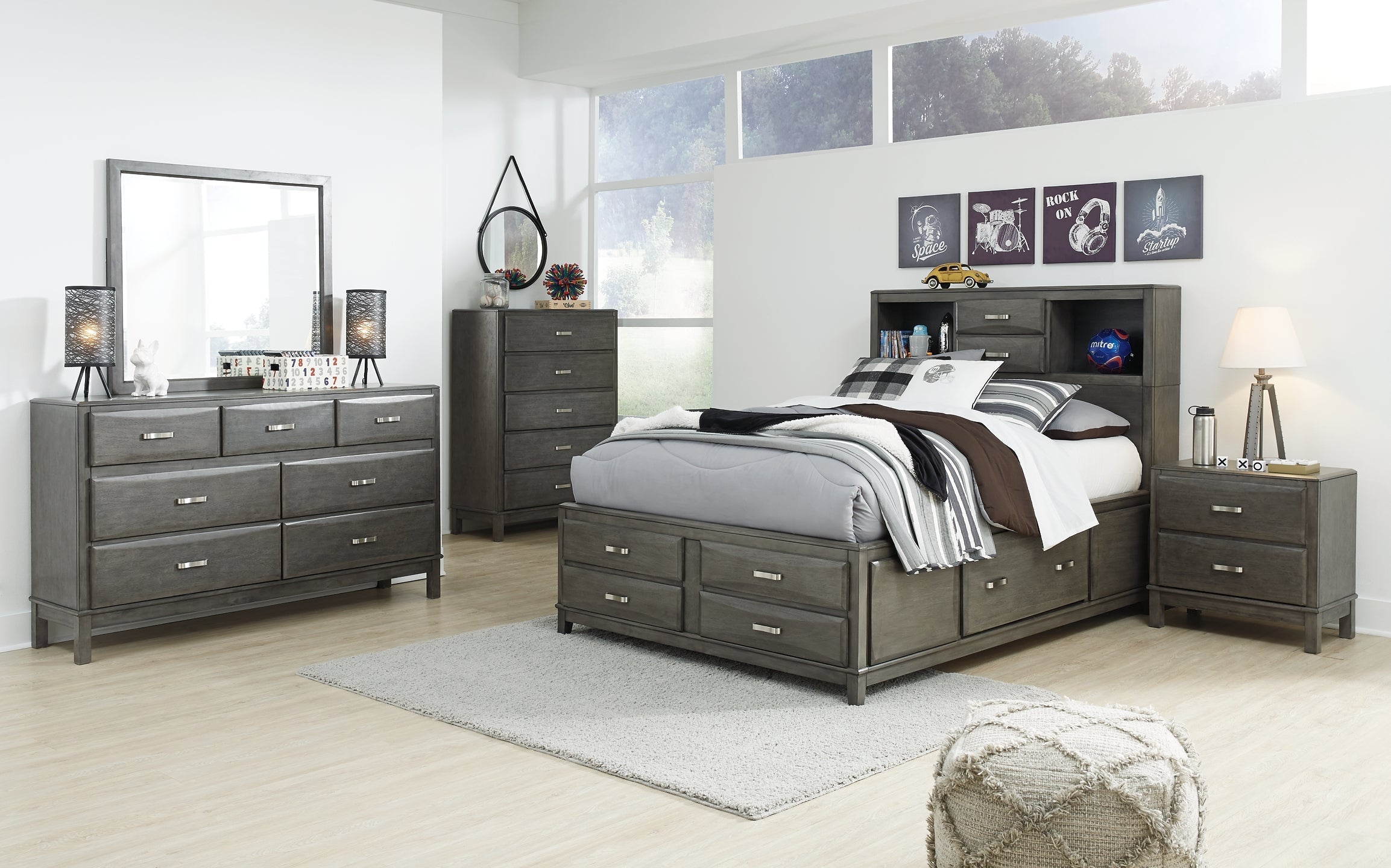 Caitbrook King Storage Bed with 8 Storage Drawers with Mirrored Dresser