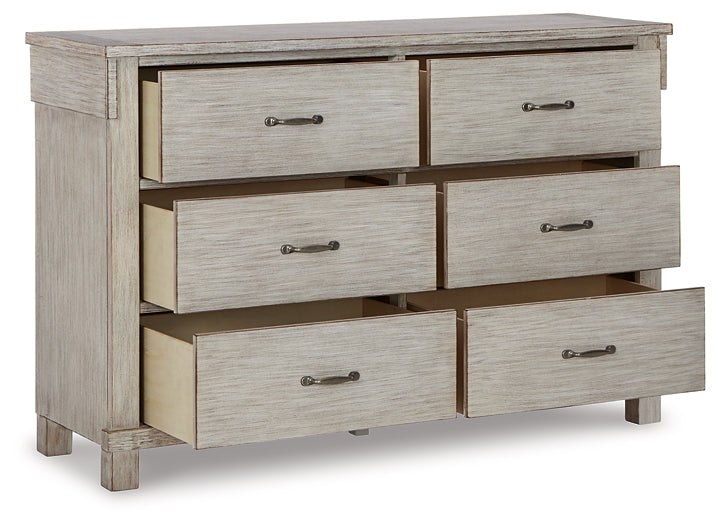 Hollentown Dresser