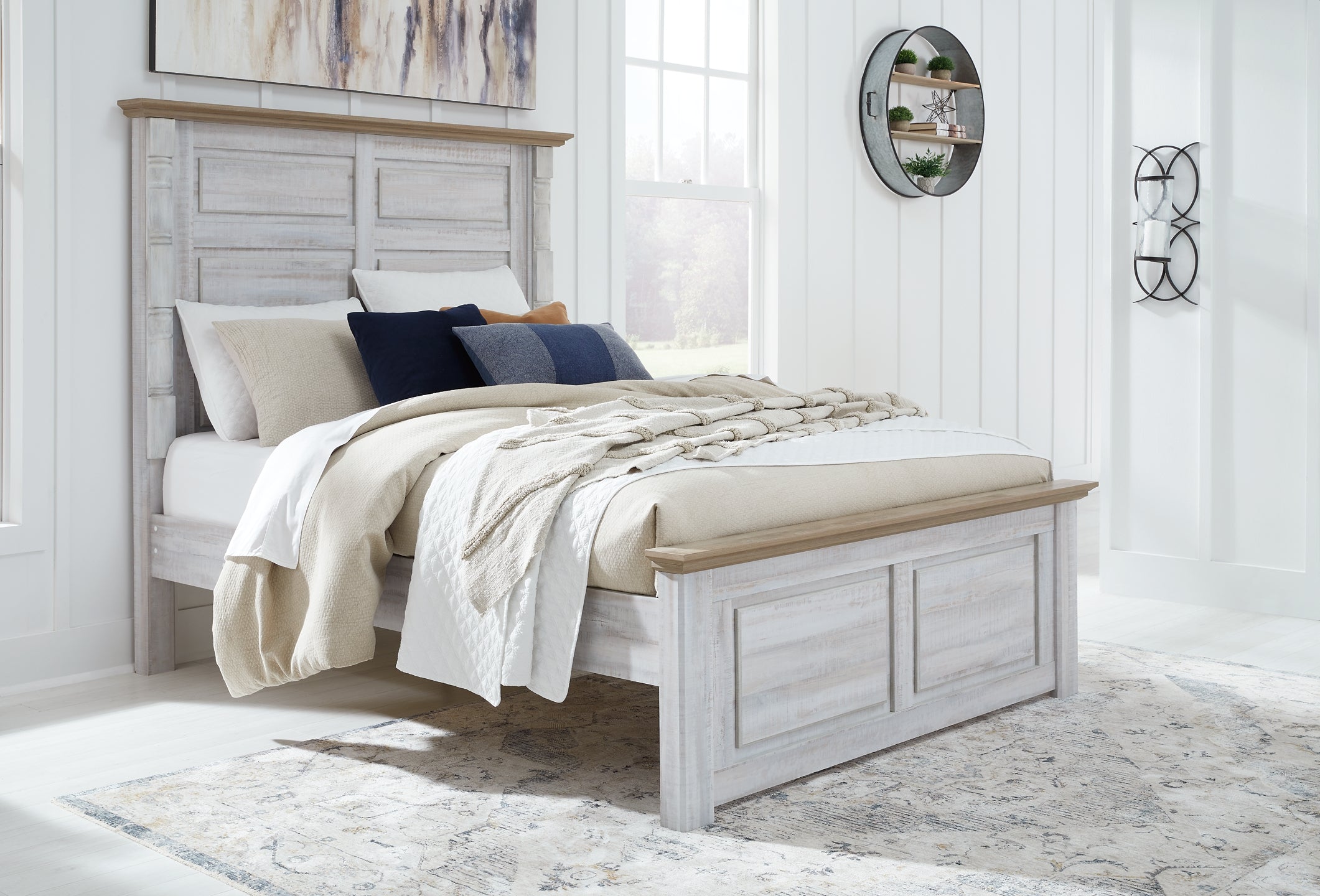 Haven Bay Queen Panel Bed with Mirrored Dresser and 2 Nightstands