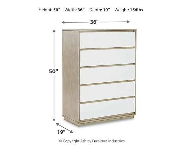 Wendora Queen Upholstered Bed with Mirrored Dresser and Chest