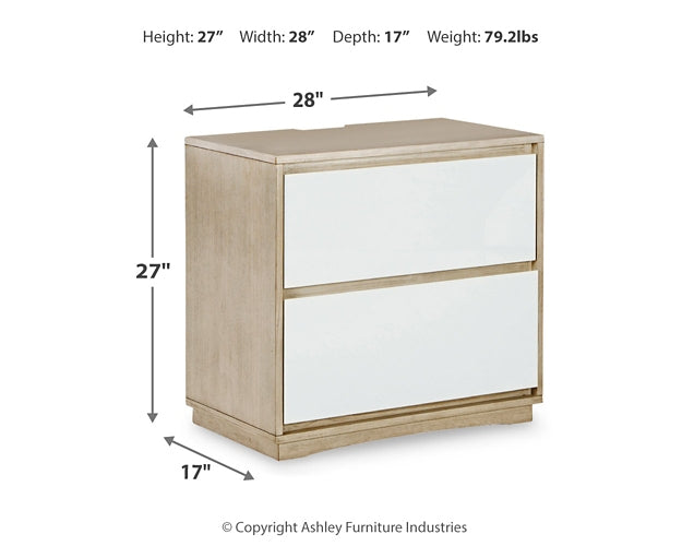 Wendora King Upholstered Bed with Mirrored Dresser and 2 Nightstands